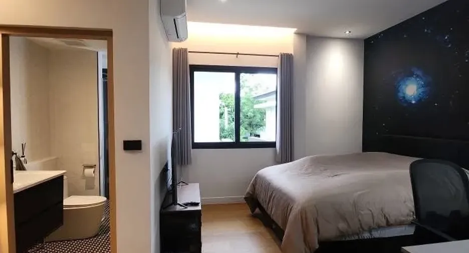 For rent 5 bedrooms house in Bang Phli, Samut Prakan