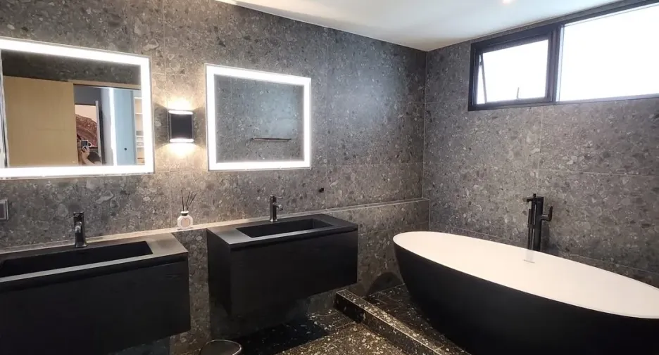 For rent 5 bedrooms house in Bang Phli, Samut Prakan