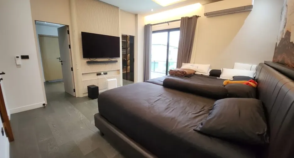 For rent 5 bedrooms house in Bang Phli, Samut Prakan