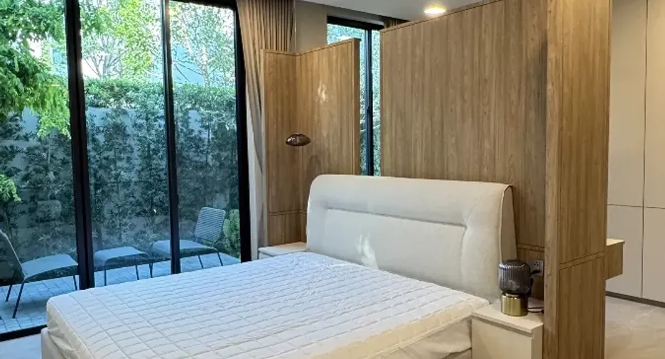Haus zur Miete mit 4 Zimmer in Saphan Sung, Bangkok
