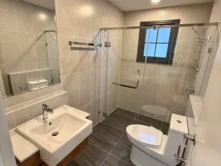 Haus zur Miete mit 4 Zimmer in Bang Phli, Samut Prakan