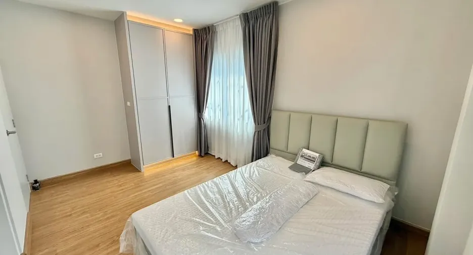 Аренда 4 спальни дом в Bang Phli, Самутпракан