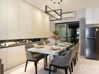 For rent and for sale 3 bedrooms townhouse in Lat Phrao, Bangkok