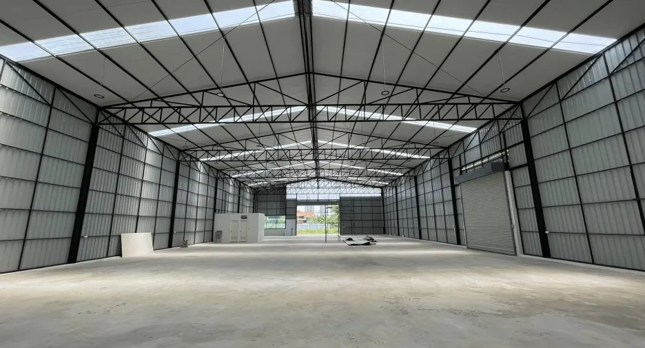 For rent warehouse in Pak Kret, Nonthaburi