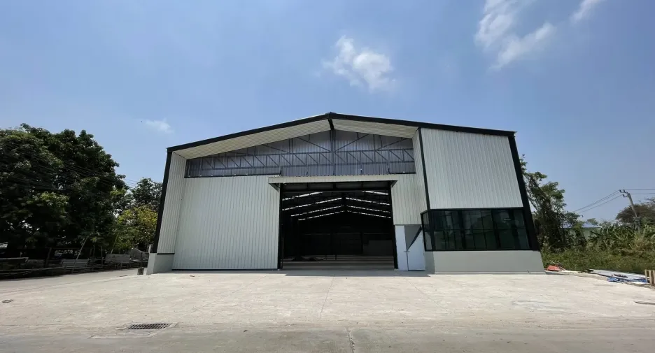 For rent warehouse in Pak Kret, Nonthaburi