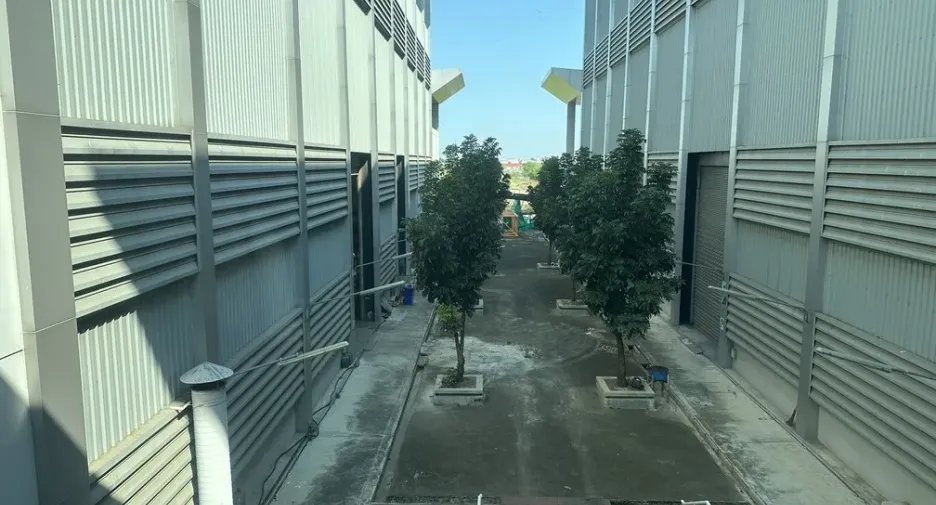 For rent warehouse in Lam Luk Ka, Pathum Thani