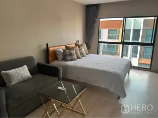 Casa adosada en alquiler de 3 habitaciones en Suan Luang, Bangkok
