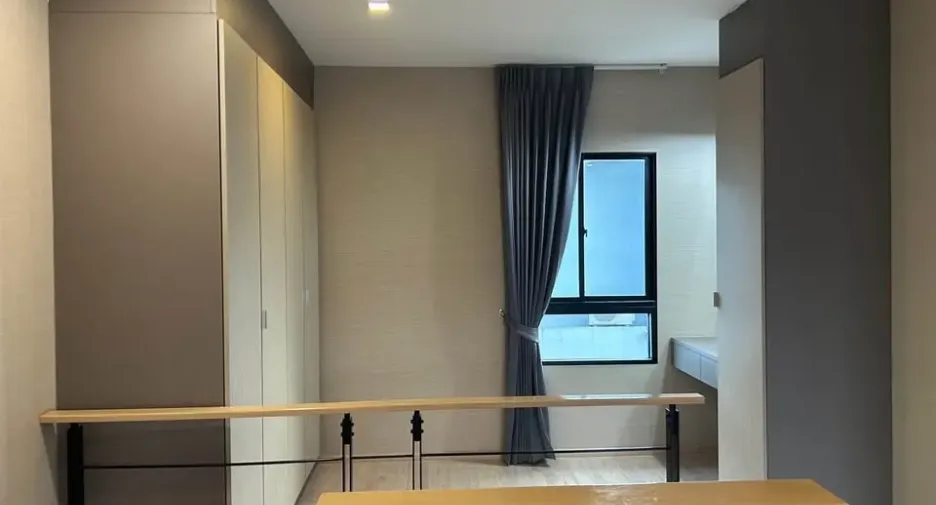 出租 3 卧室 联排别墅 在 Suan Luang, 曼谷