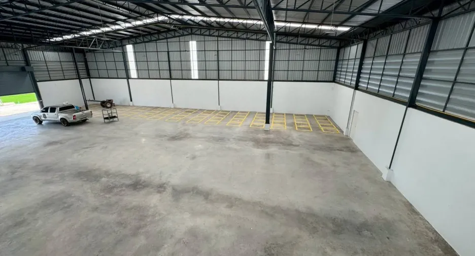 For rent warehouse in Bang Pla Ma, Suphan Buri