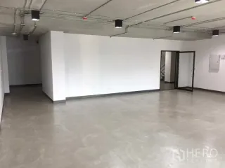 For rent office in Khlong Toei, Bangkok