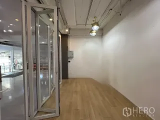 出租 商业空间 在 Pathum Wan, 曼谷