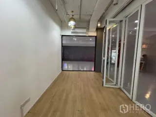 出租 商业空间 在 Pathum Wan, 曼谷