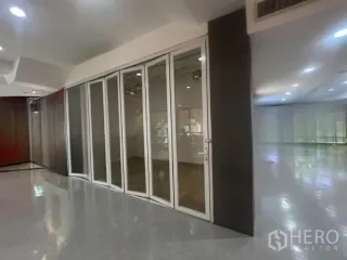 出租 商业空间 在 Pathum Wan, 曼谷