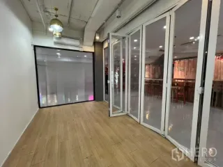出租 商业空间 在 Pathum Wan, 曼谷
