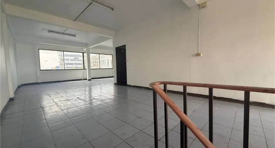 For rent retail Space in Bang Na, Bangkok