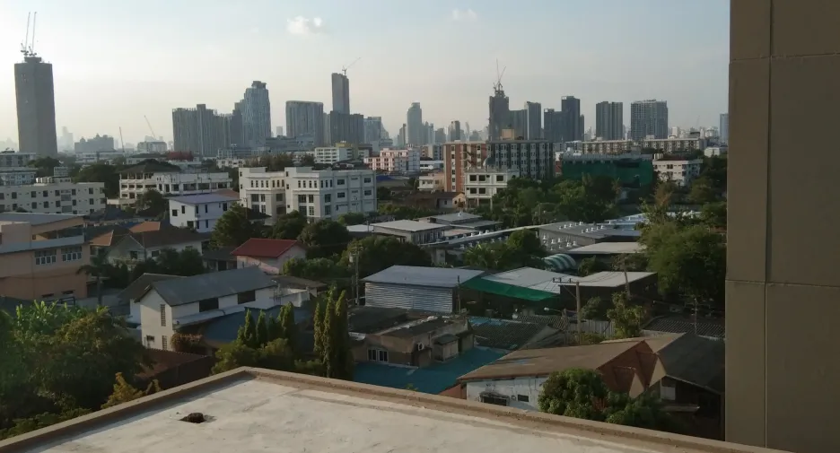For rent 2 bedrooms condo in Phra Khanong, Bangkok