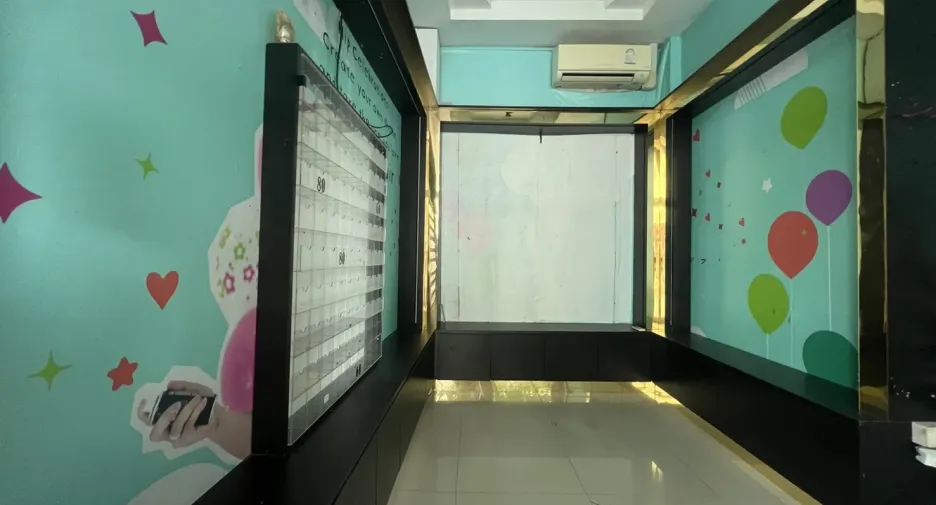 Local comercial en alquiler en Watthana, Bangkok