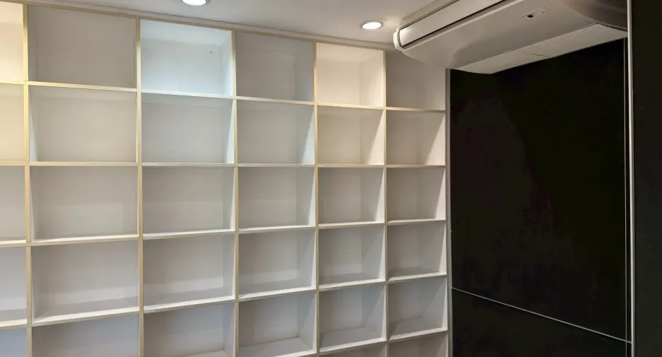 For rent office in Huai Khwang, Bangkok
