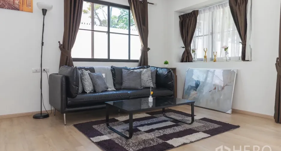 For rent 3 bedrooms townhouse in Bang Phli, Samut Prakan