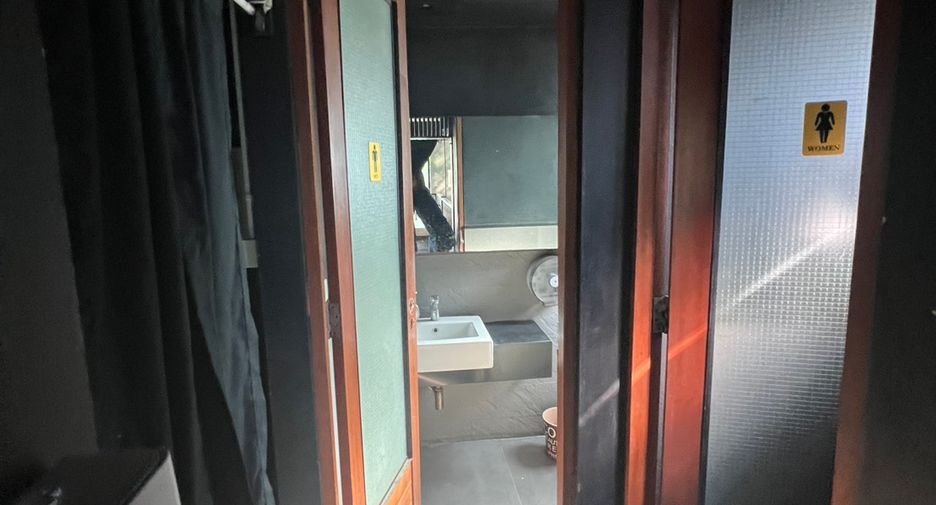 Gewerbefläche zur Miete in Watthana, Bangkok