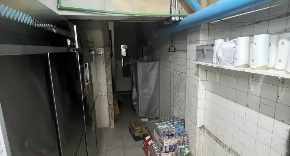 For rent retail Space in Watthana, Bangkok