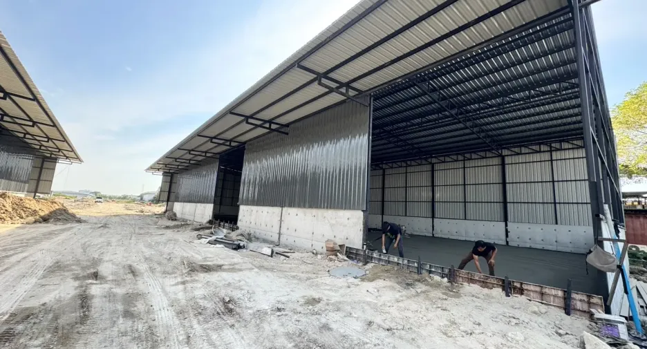 Almacén en alquiler en Lam Luk Ka, Pathum Thani