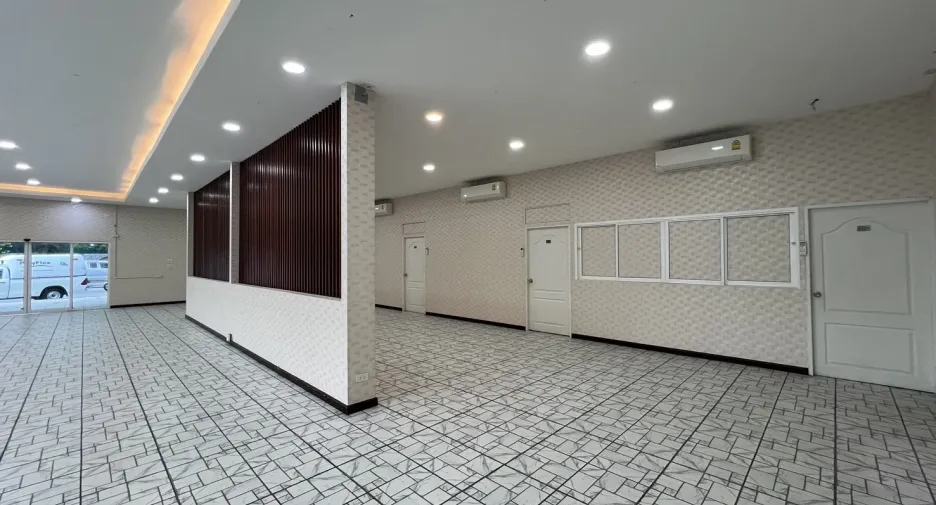 For rent retail Space in Bueng Kum, Bangkok