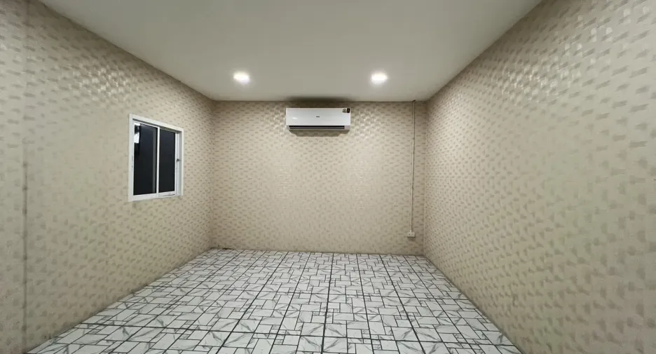 For rent retail Space in Bueng Kum, Bangkok