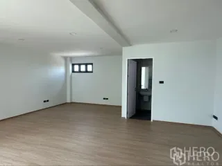 Продажа склад в Lam Luk Ka, Патумтани
