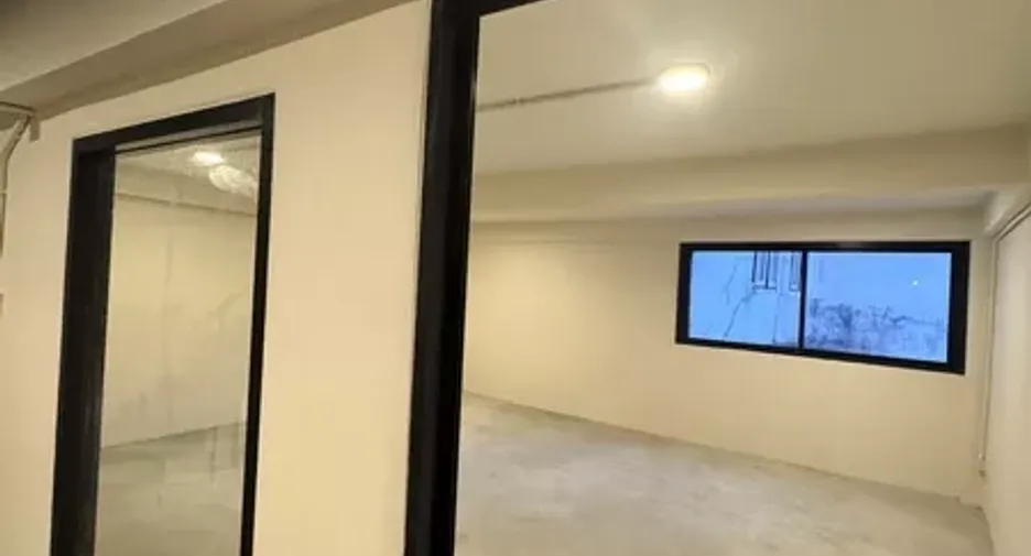 For rent retail Space in Phra Khanong, Bangkok