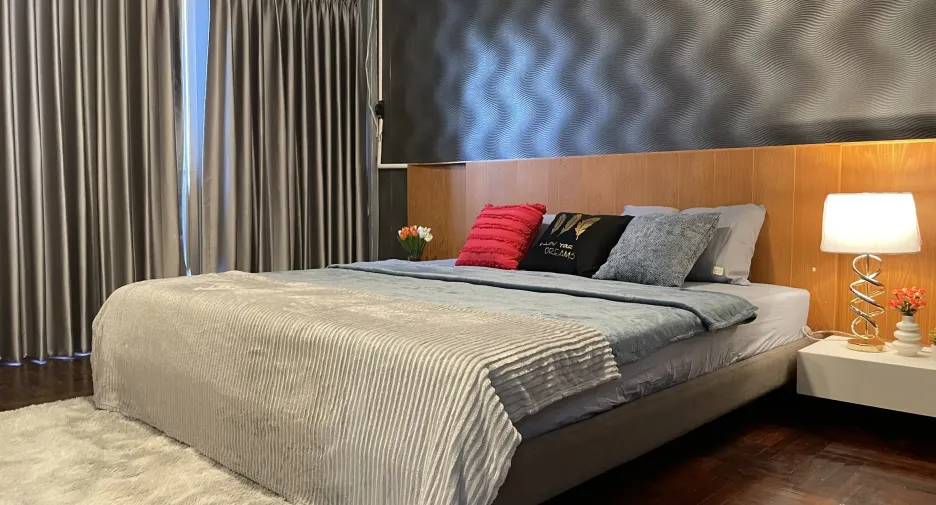 For rent 3 bedrooms retail Space in Bang Kapi, Bangkok