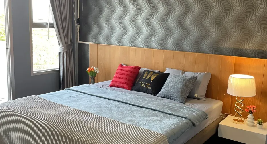 For rent 3 bedrooms retail Space in Bang Kapi, Bangkok