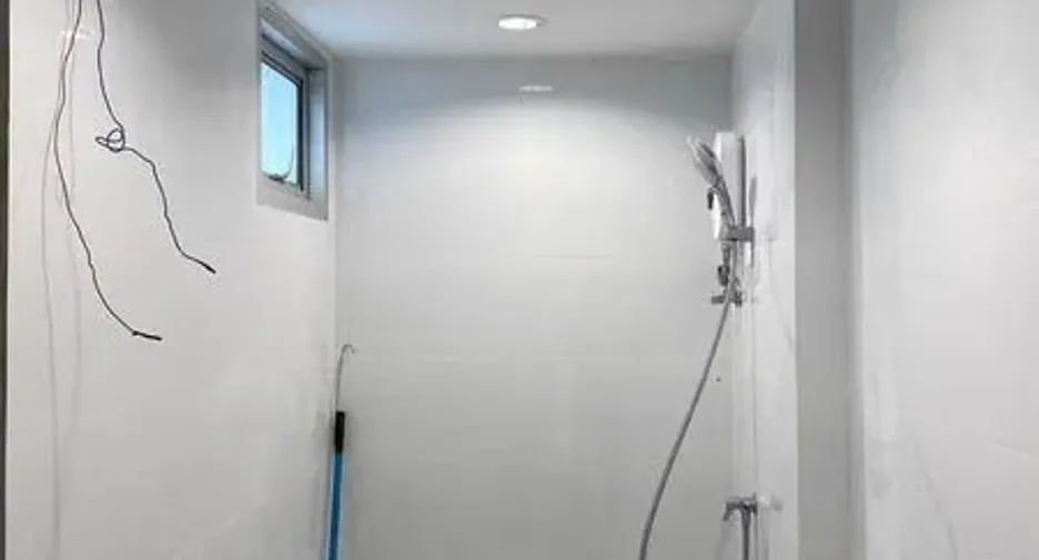 For rent 2 bedrooms office in Phra Khanong, Bangkok