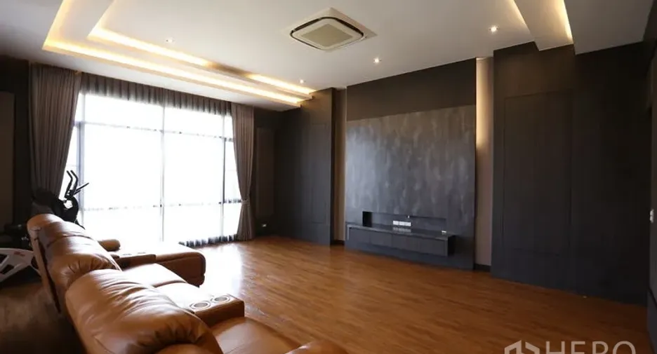 Büro zur Miete und zum Kauf in Bang Phli, Samut Prakan
