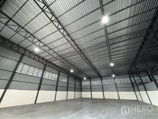 For rent warehouse in Bang Pa-in, Phra Nakhon Si Ayutthaya