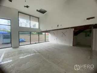 出租 商业空间 在 Watthana, 曼谷