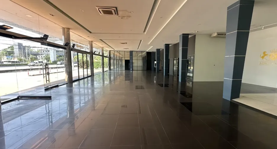 For rent retail Space in Suan Luang, Bangkok