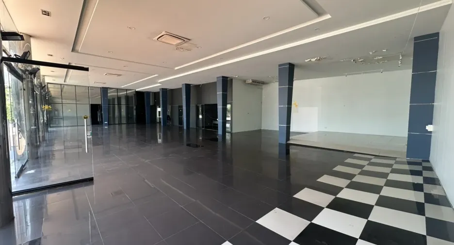 For rent retail Space in Suan Luang, Bangkok