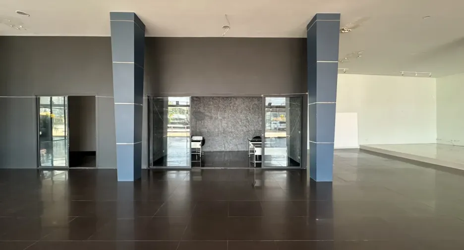 For rent retail Space in Suan Luang, Bangkok