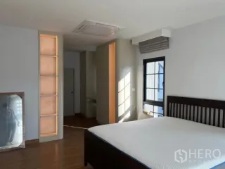For rent 4 bedrooms house in Bang Phli, Samut Prakan