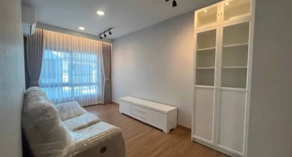 For rent 4 bedrooms house in Bang Phli, Samut Prakan