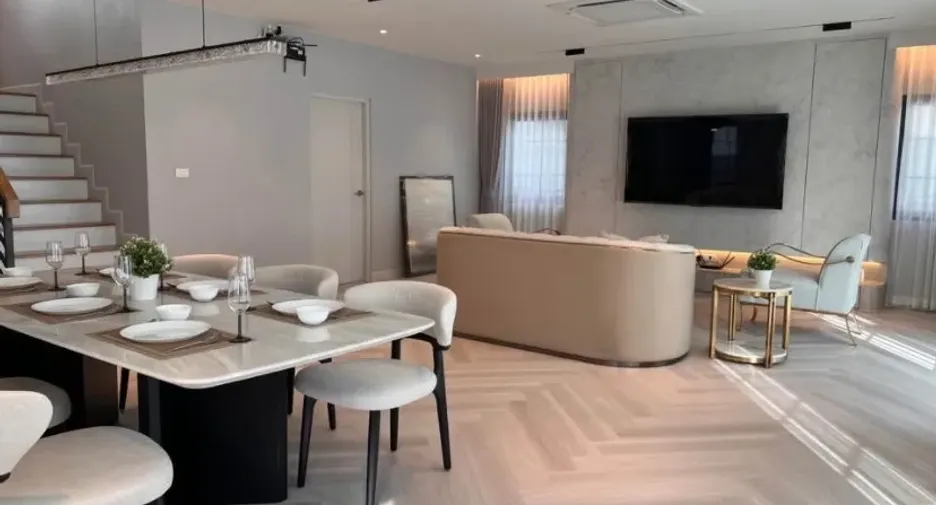 For rent 4 bedrooms house in Bang Phli, Samut Prakan