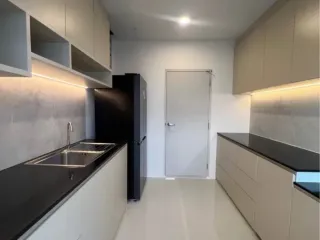 For rent 4 bedrooms house in Bang Phli, Samut Prakan