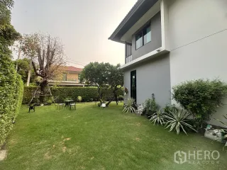 Haus zur Miete und zum Kauf mit 4 Zimmer in Lam Luk Ka, Pathum Thani