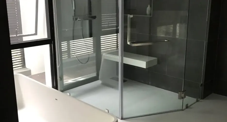 For rent 4 bedrooms house in Bang Kapi, Bangkok