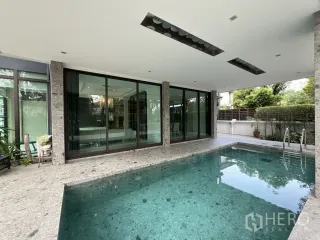 Haus zur Miete mit 5 Zimmer in Prawet, Bangkok