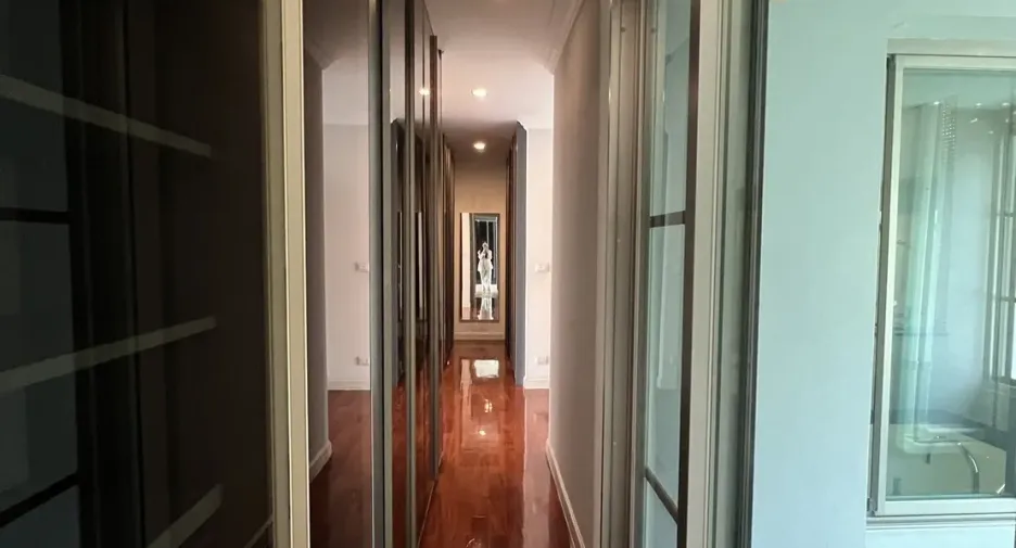 For rent 5 bedrooms house in Prawet, Bangkok