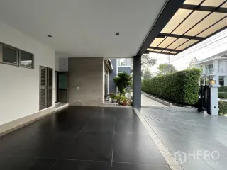 Haus zur Miete mit 5 Zimmer in Prawet, Bangkok