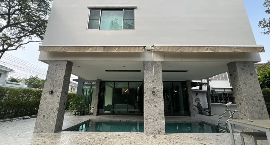 For rent 5 bedrooms house in Prawet, Bangkok