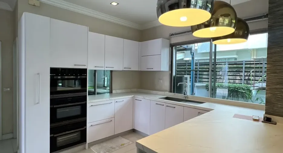For rent 5 bedrooms house in Prawet, Bangkok